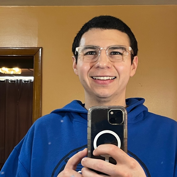 Meet your Posher, Kyle - Picture 1 of 1